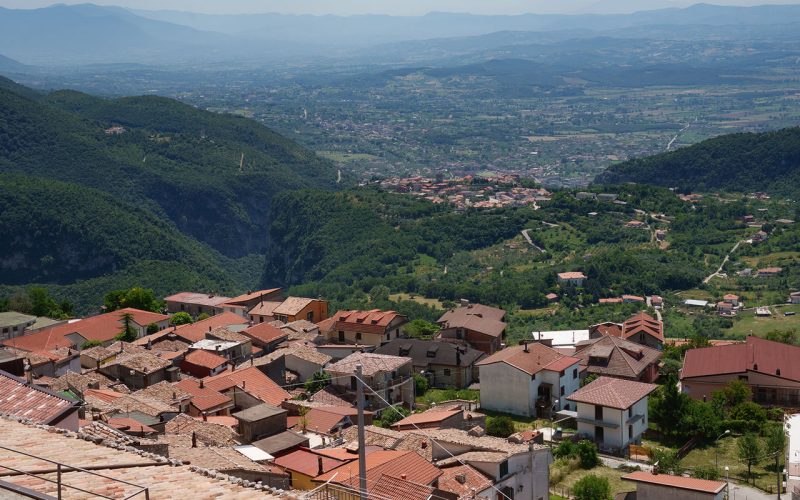 Vom Castello del Matese zum Lago del Matese