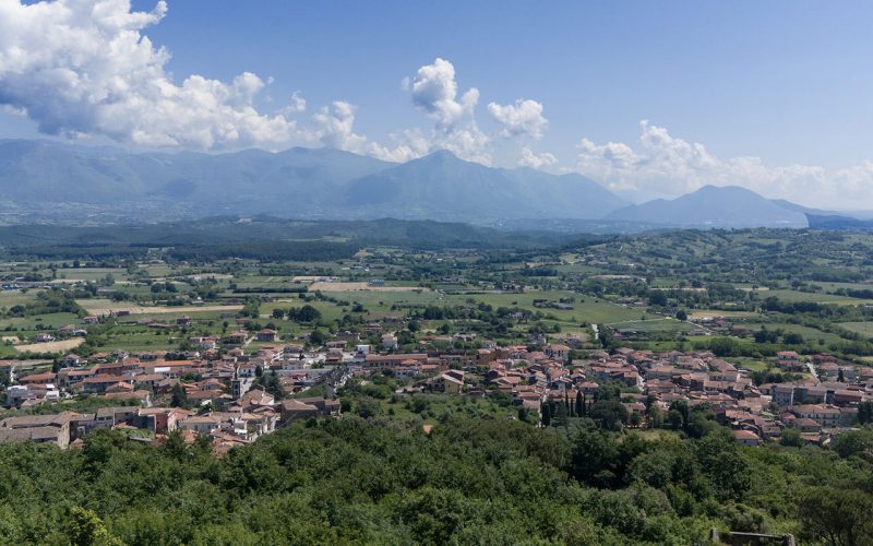 Von Treglia nach Alvignano, am Fuße der Monti Trebulani