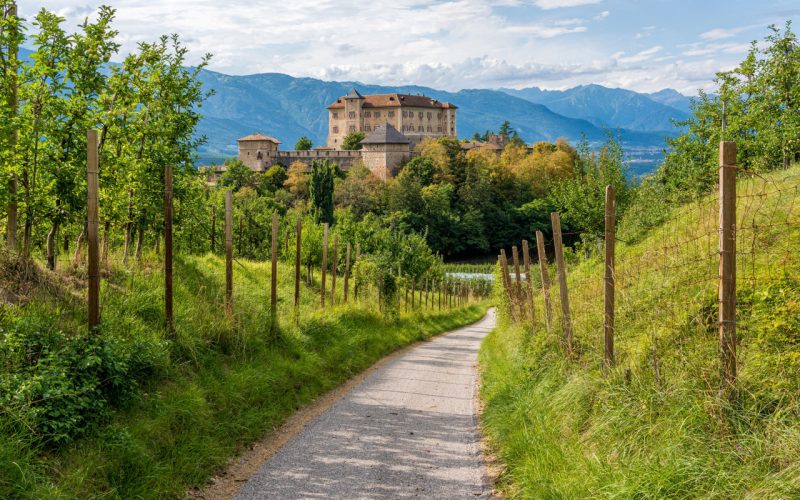 giro-d-italia-castel-thun