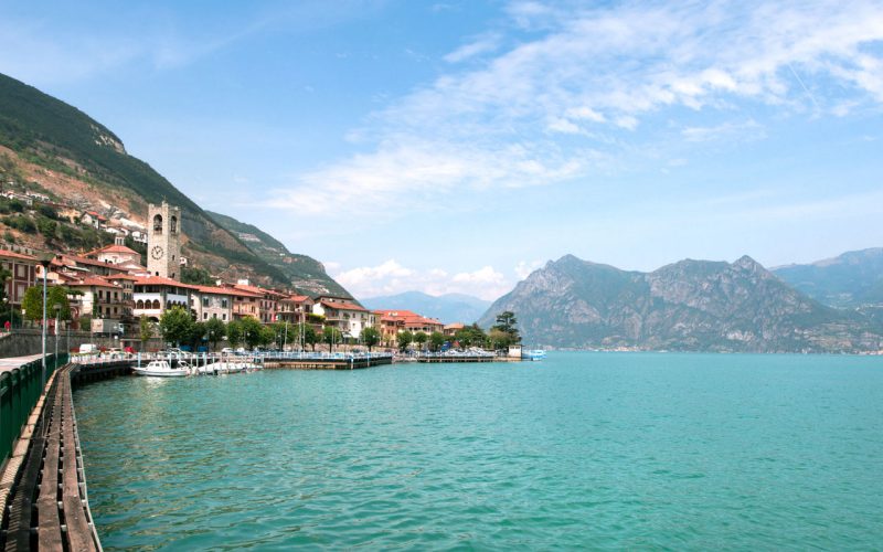 Sarnico: schickes Reiseziel am Seeufer