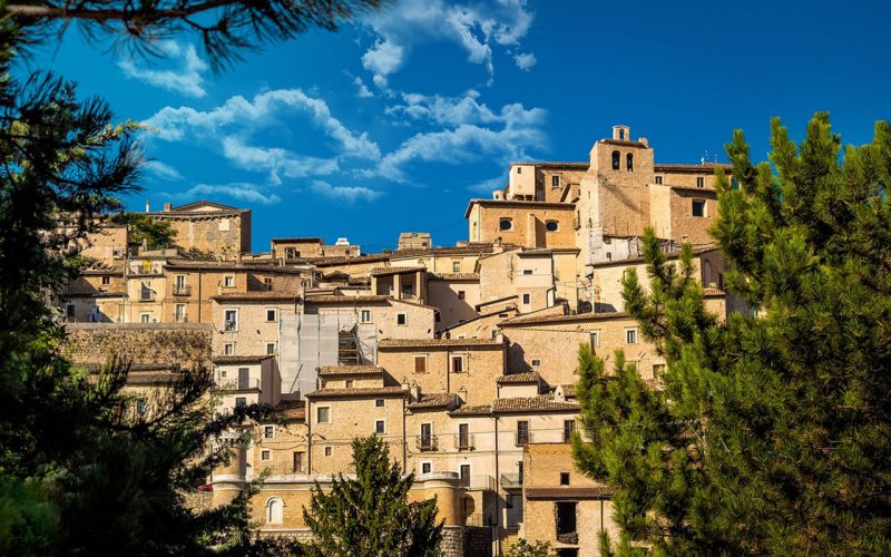 Authentische Dörfer Italiens: Entdecken Sie Rotella