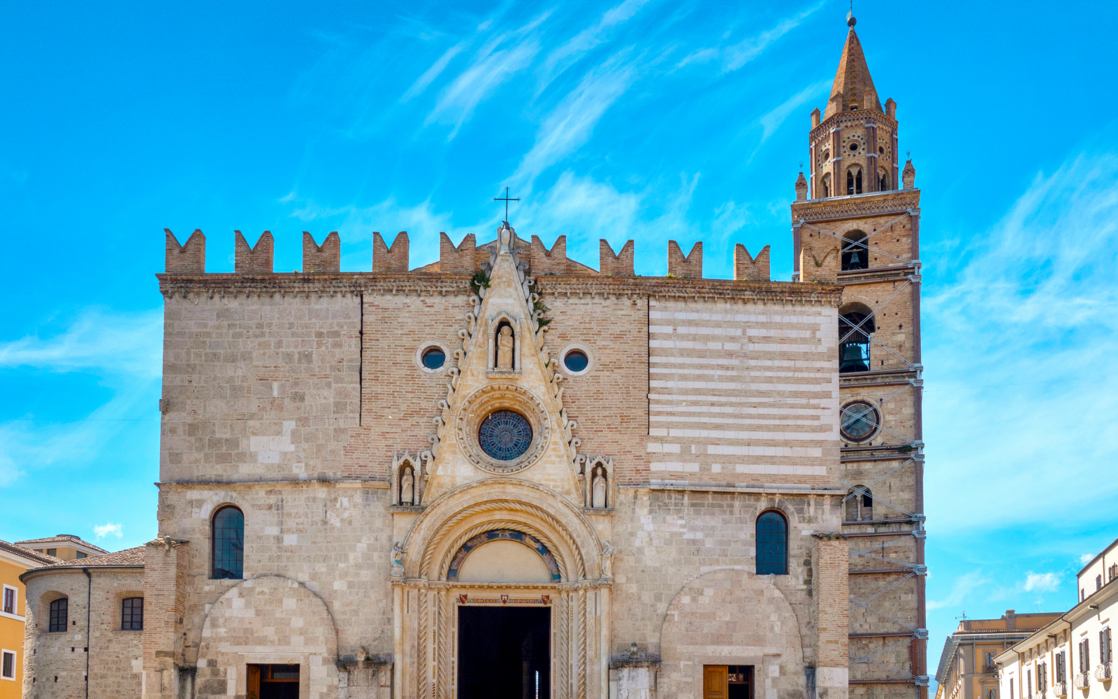 Teramo, the city at the foot of the Gran Sasso - Italia.it