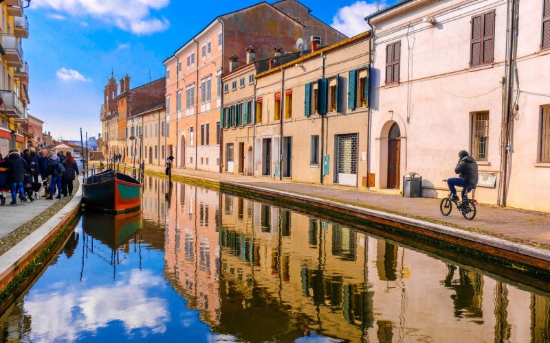 Comacchio, between beaches and valleys