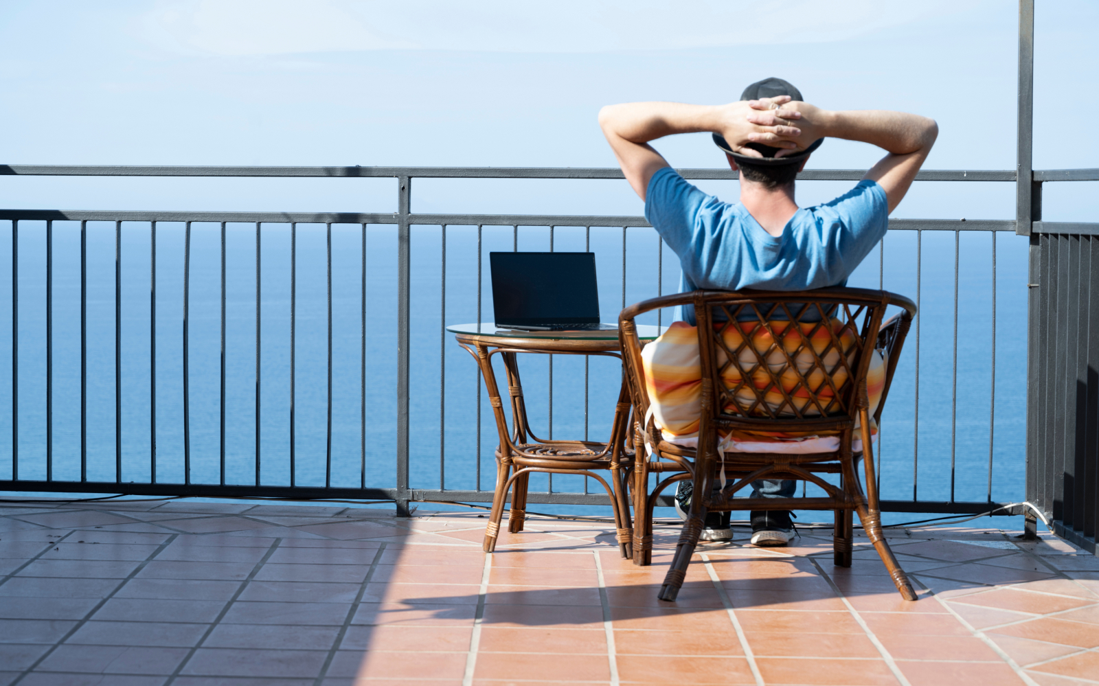 8 Advantages of Smartworking for a digital nomad - Italia.it