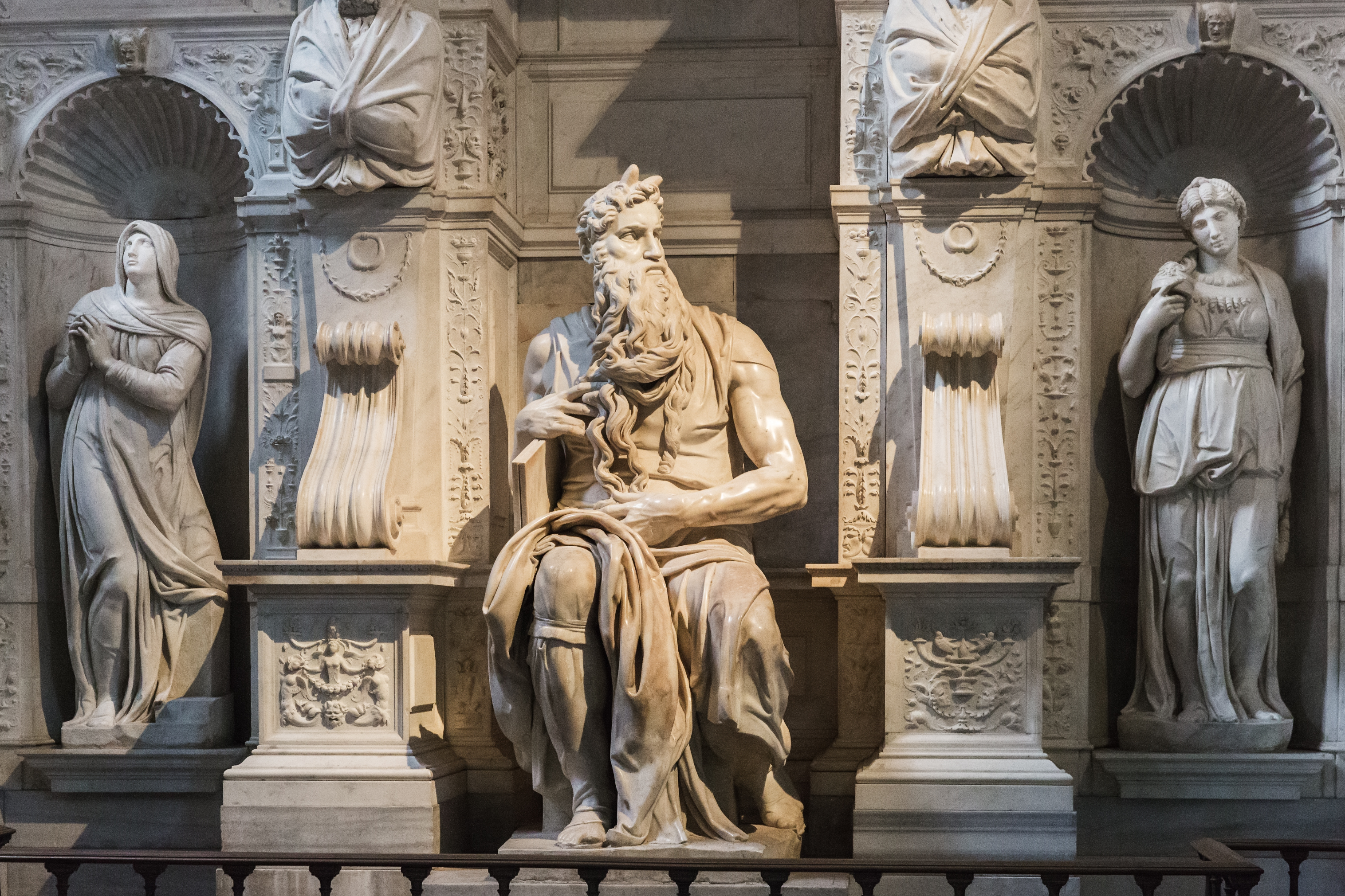 San Pietro in Vincoli: Michelangelo's Moses in Rome - Italia.it