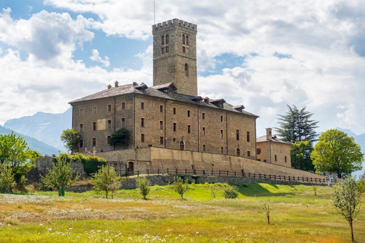 Royal Sarre castle