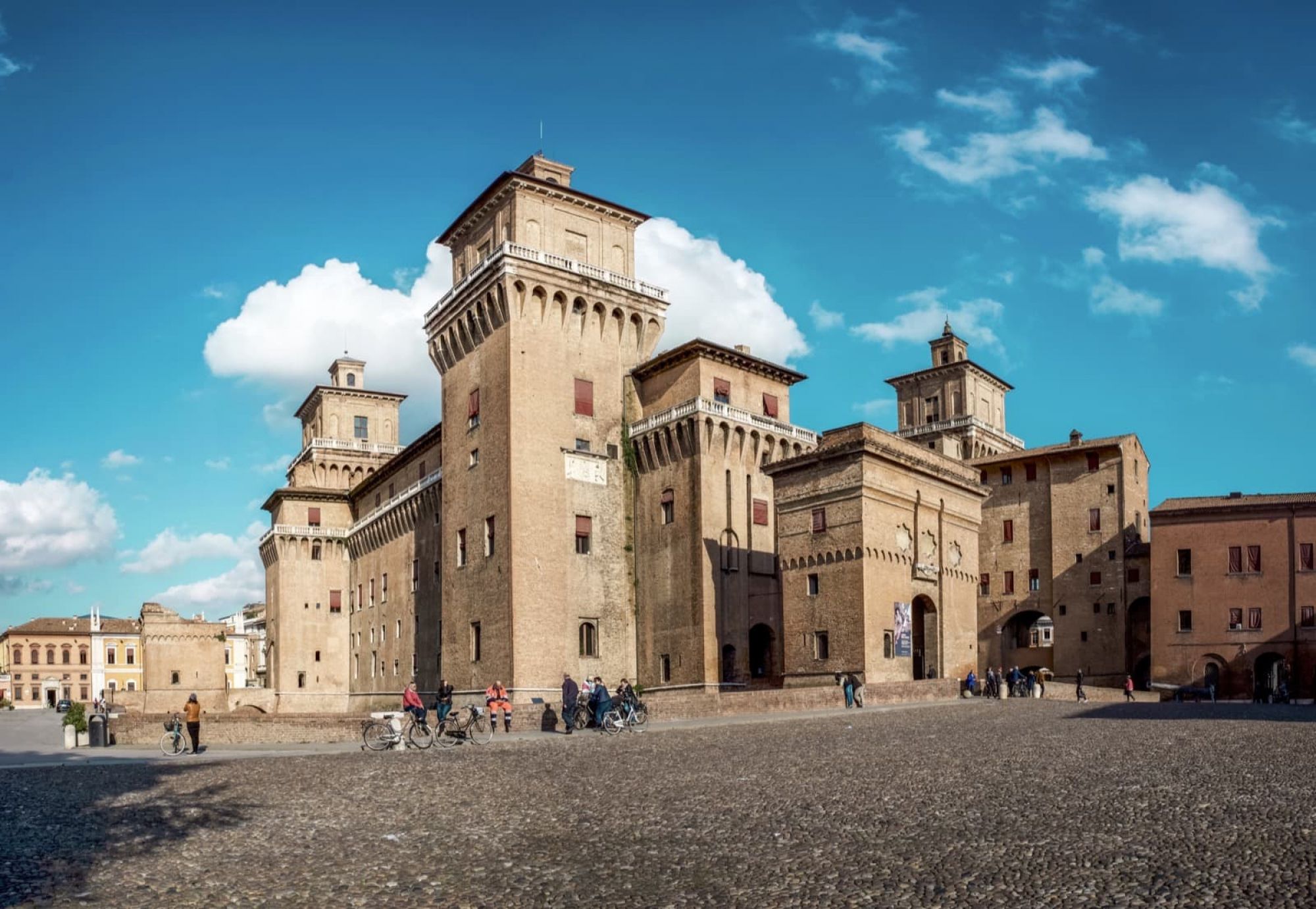 Castello Estense De Ferrara Italia it Castello Estense De Ferrara Italia it