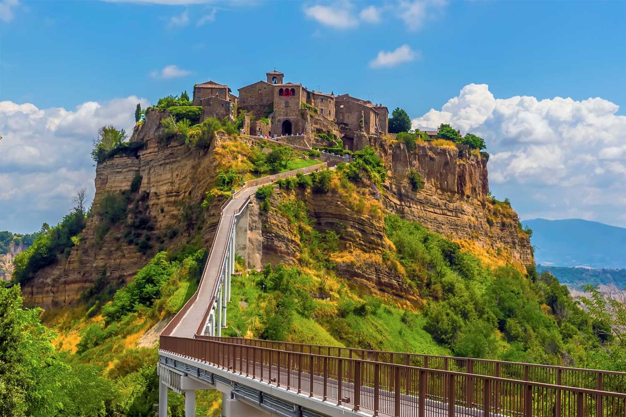 Civita di Bagnoregio, pueblo medieval del Lacio - Italia.it