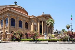 Esterno del Teatro Massimo di Palermo