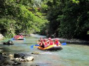 Fiume Lao-Calabria-rafting- Photo by Velvet, CC BY-SA 3.0- via Wikimedia Commons
