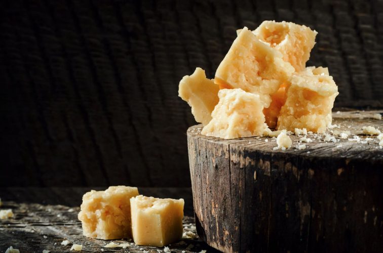 Scaglie di Parmigiano