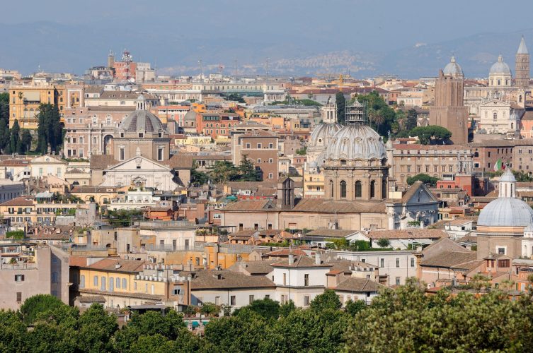 Vista panoramica di Roma dalla Terrazza del Gianicolo