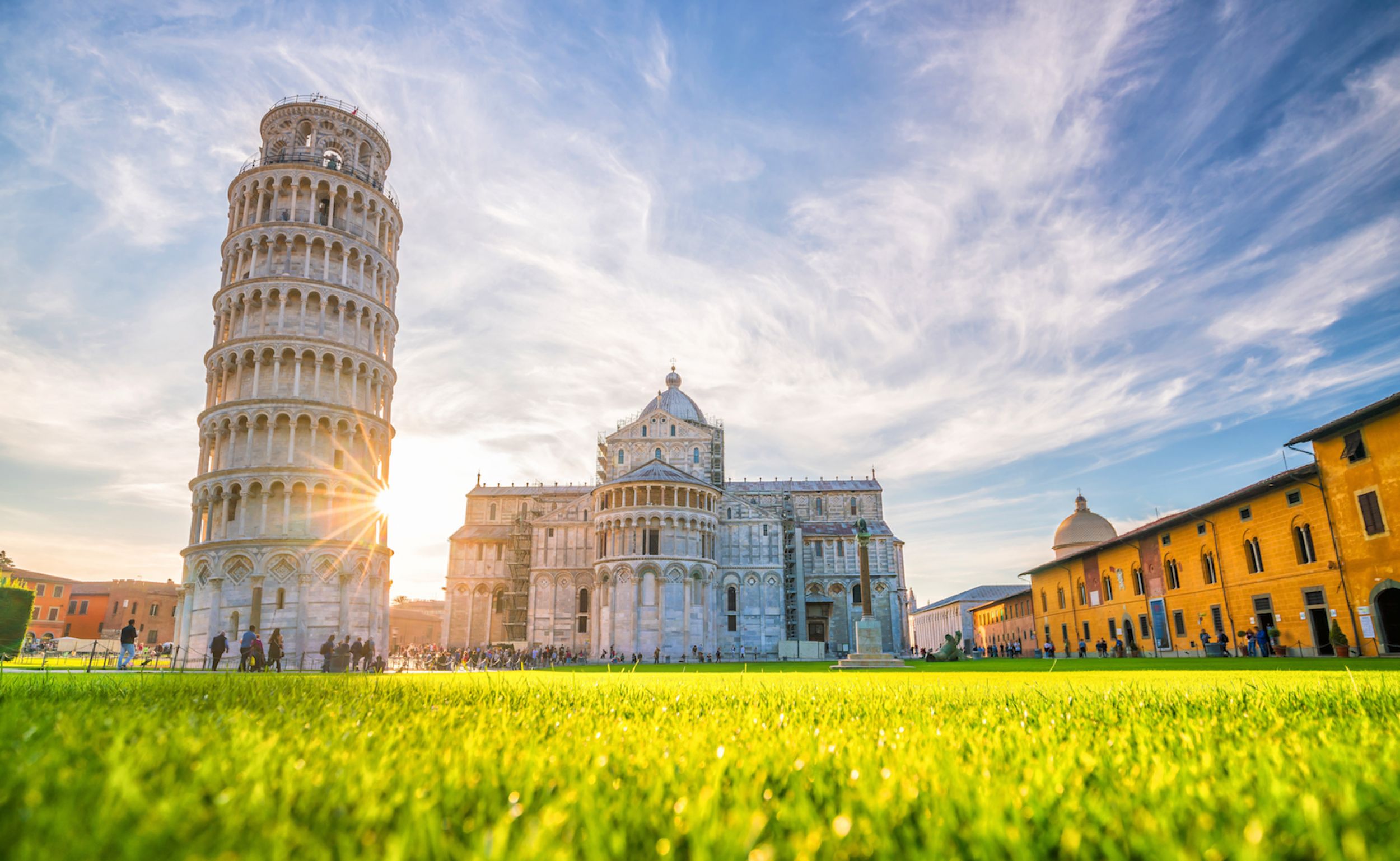 tourist guide pisa