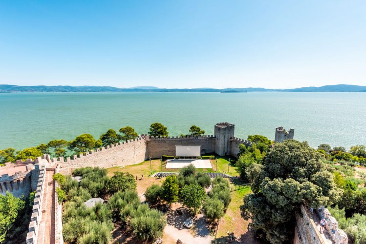 Rocca del Leone affacciata sul Lago Trasimeno