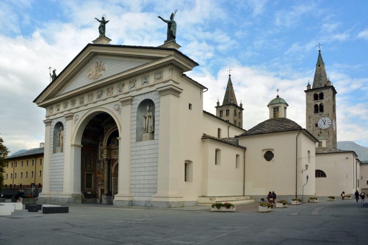 Cattedrale di Aosta - Photo by: Luigi Bertello / Shutterstock.com