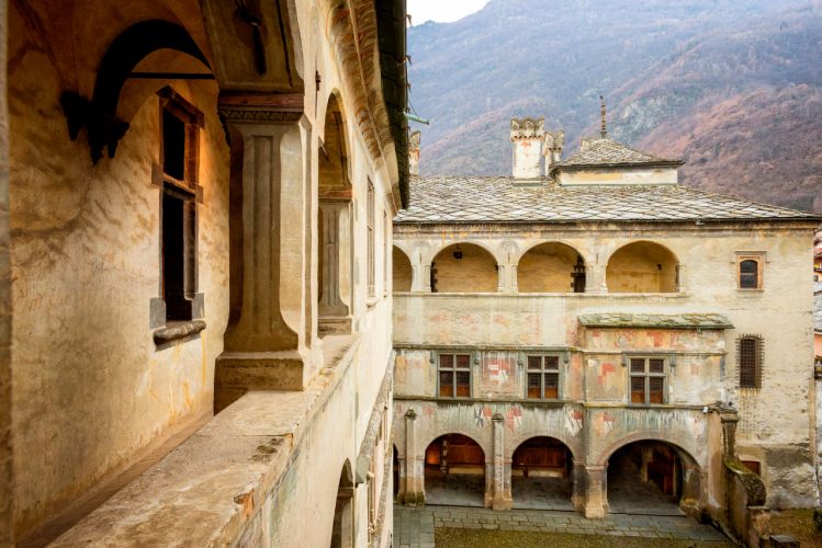 Castello di Issogne