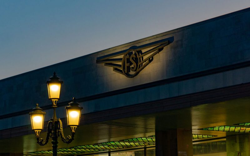 L’ingresso della stazione di Venezia Santa Lucia. 