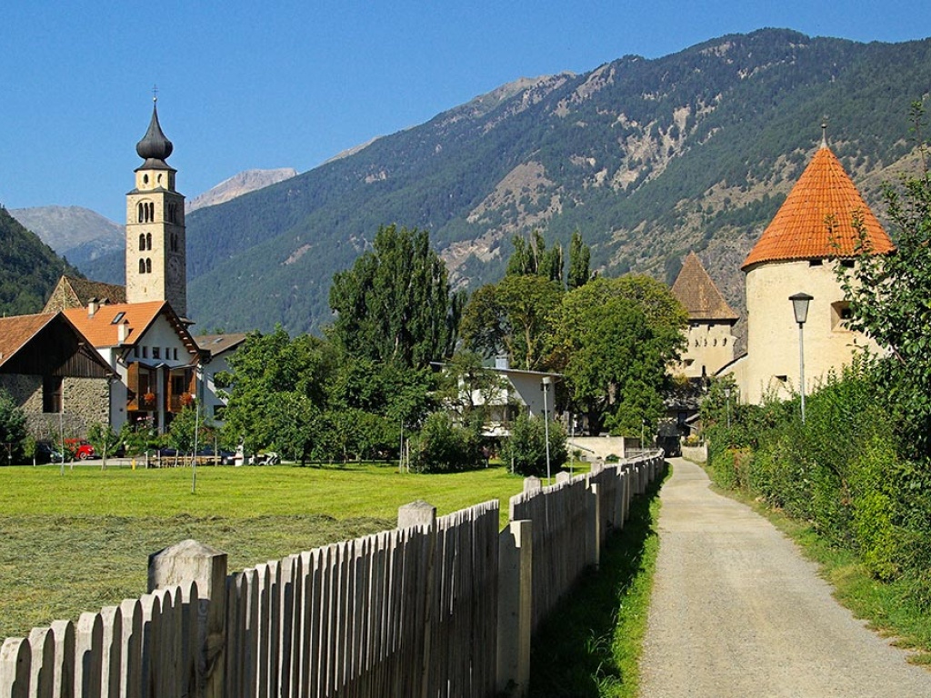 Visita Glorenza, borgo in Trentino-Alto Adige - Italia.it