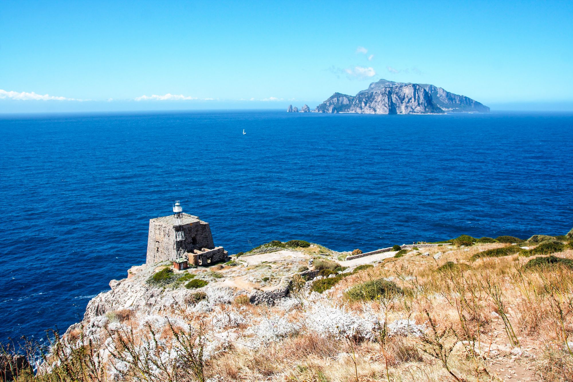 Sentieri e Trekking a Punta Campanella, Campania - Italia.it Sentieri e Trekking a Punta Campanella, Campania - Italia.it