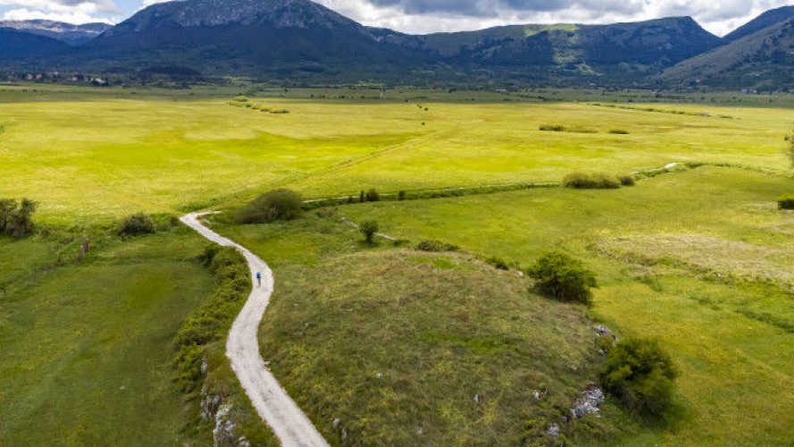 Circular itinerary in the Sirente Velino Regional Park