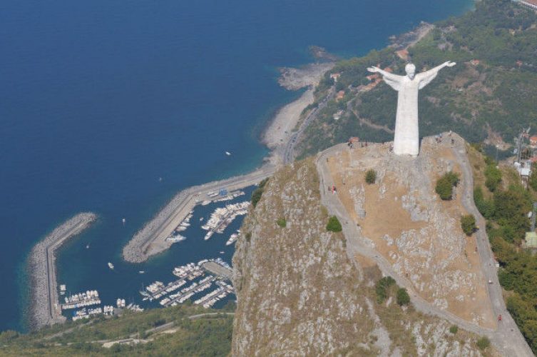 Discovering Maratea: the pearl of the Tyrrhenian sea