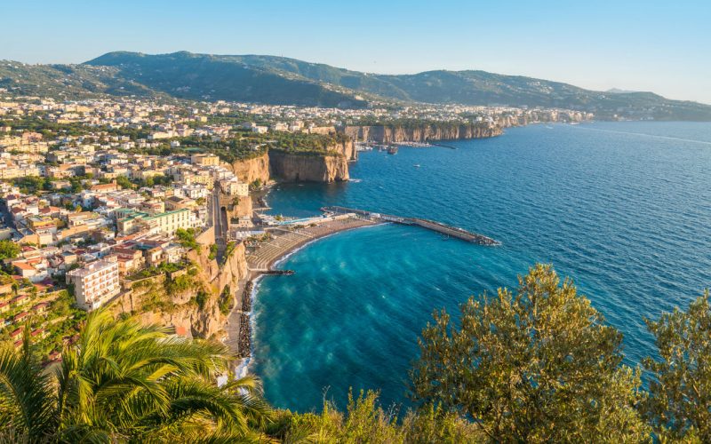 A lo largo de la costa de Amalfi, una joya con vistas al mar