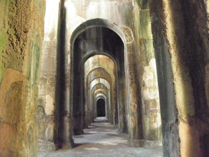 Bacoli: dalla grandezza della Piscina Mirabilis alla serenità del Lago Miseno