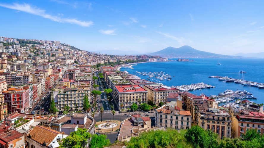 Napoli E Il Centro Storico Patrimonio Unesco Italiait