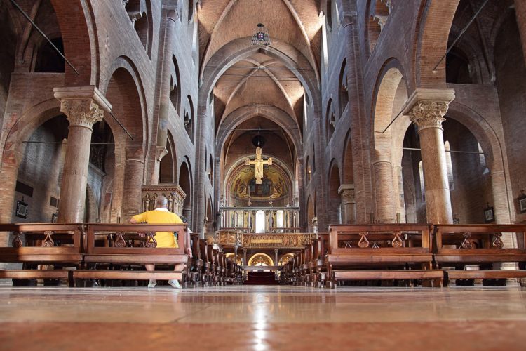 Interno del Duomo - Modena, Emilia-Romagna