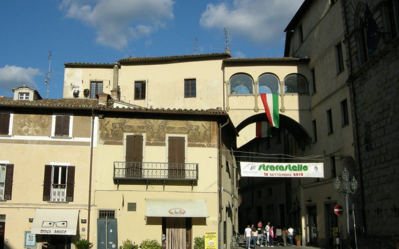 Piazza Gabriotti, nel centro di Città di Castello