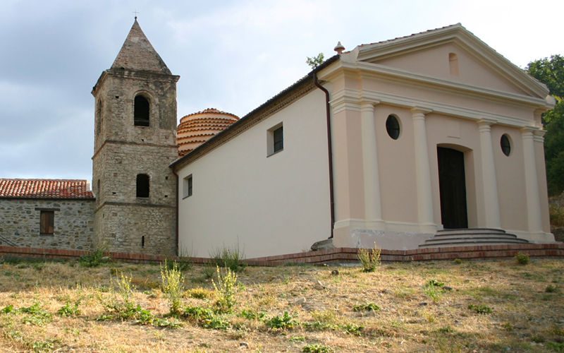 Santuario de Santa Maria della Stalla de San Costantino Albanese