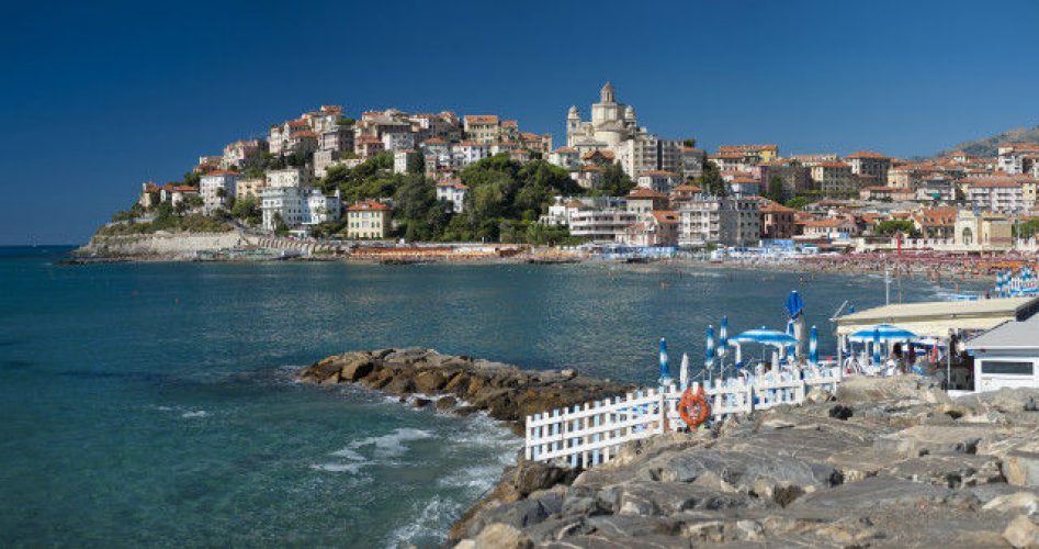 From the village of Caramagna Ligure to Porto Maurizio
