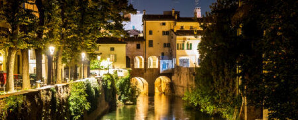 Il Rio: sei ponti per un canale 