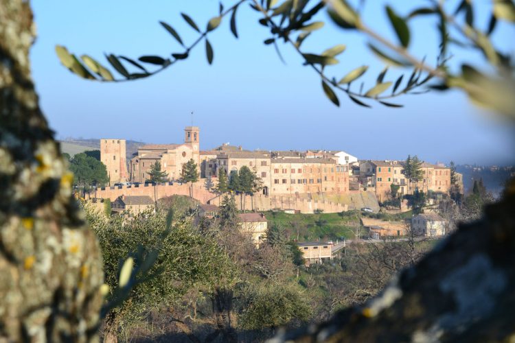 Ripe San Ginesio: il borgo laboratorio