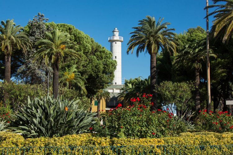Il faro di San Benedetto del Tronto: la sentinella del porto