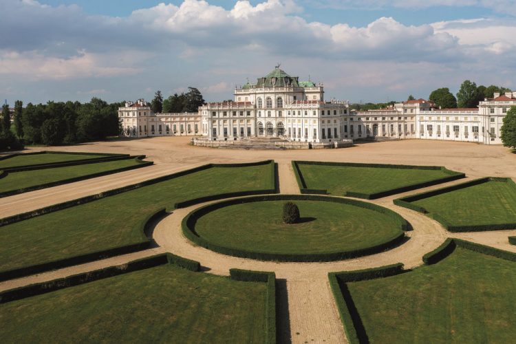 Stupinigi, Among Gardens and Exotic Animals 