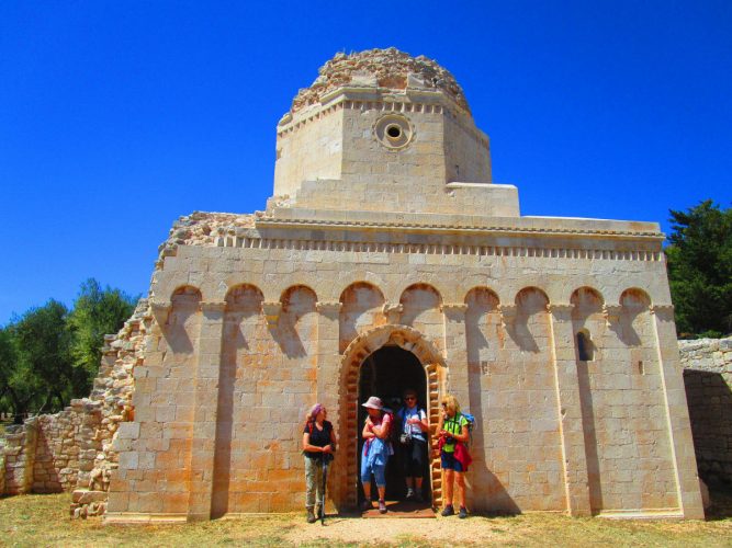 From Gravina in Puglia to Picciano