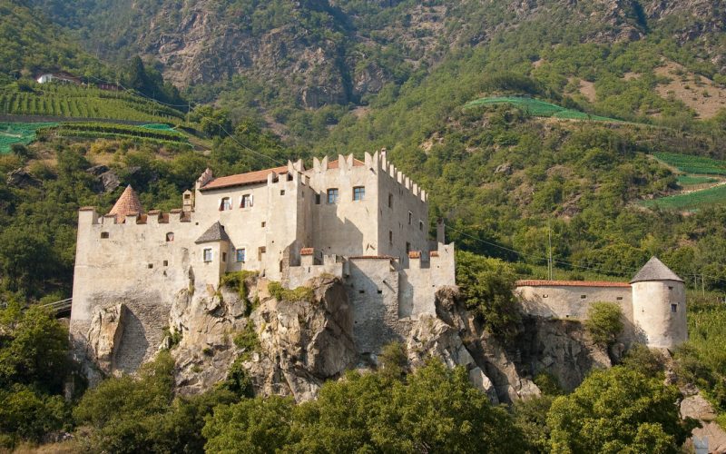 Castelbello-Ciardes (Kastelbell-Tschars)